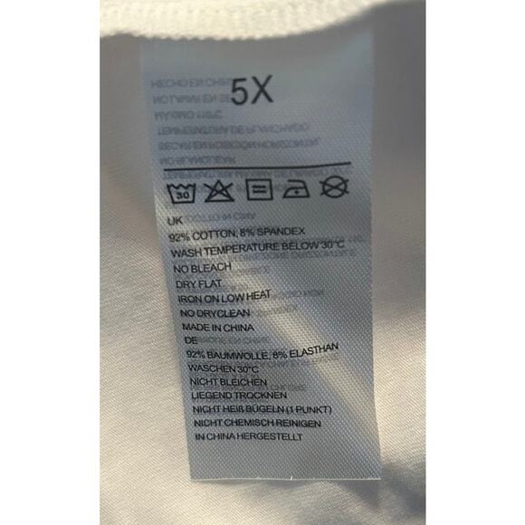 NWOT Women's White Sundress Bulit in Bra Adjustable Straps size 5X - Picture 3 of 4